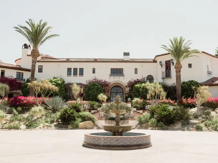 Hummingbird Nest Ranch, a preferred venue catered by Rasoi Catering